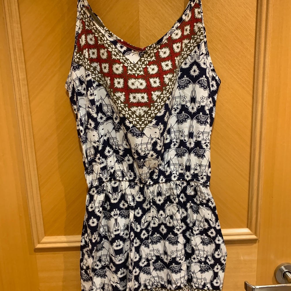 Romper - Picture 2 of 4